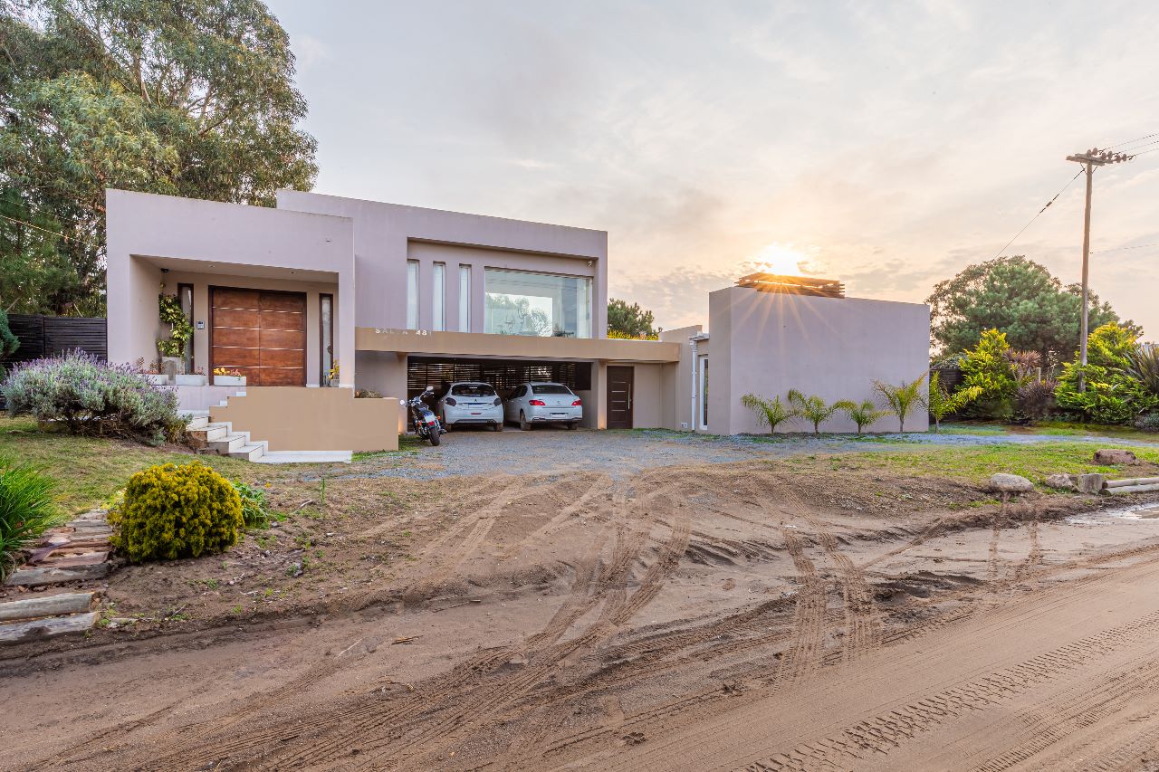 CASA en Venta - Barrio San Rafael (Mar de Ajó)